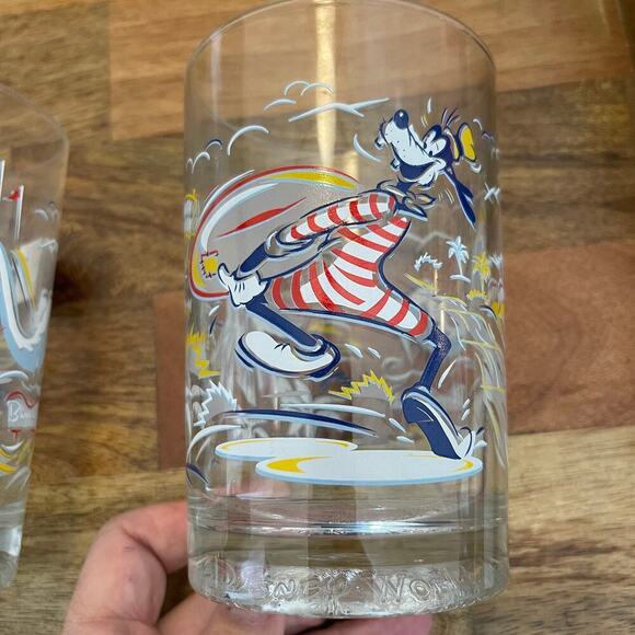 McDonald's Disney Drinking Glasses 1996 25th Anniversary Lot of 04 Glasses - Picture 2 of 8